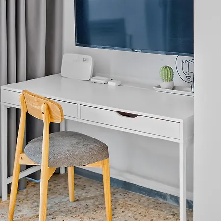 Azurebalcony Newlyrenovated 1stfloor Loscristianos Apartamento