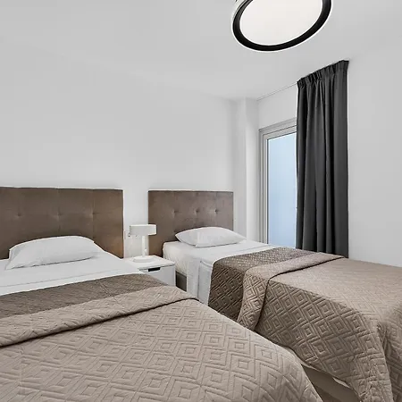 Apartamento Azurebalcony Newlyrenovated 1stfloor Loscristianos